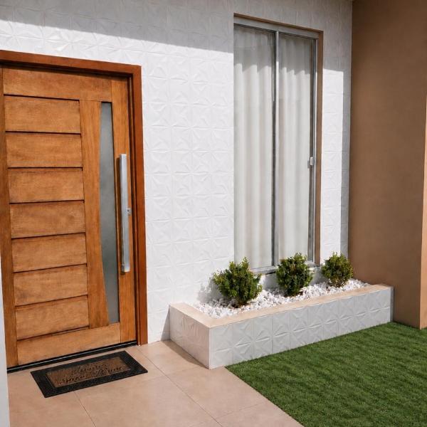 Casa espaçosa com suíte, perto de comércios - Foto 2