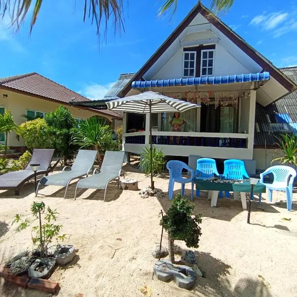 FRONT BEACH FISHER HOUSE BANGPOR BEACH MAENAM-Koh Samui, hotel in Amphoe Koh Samui