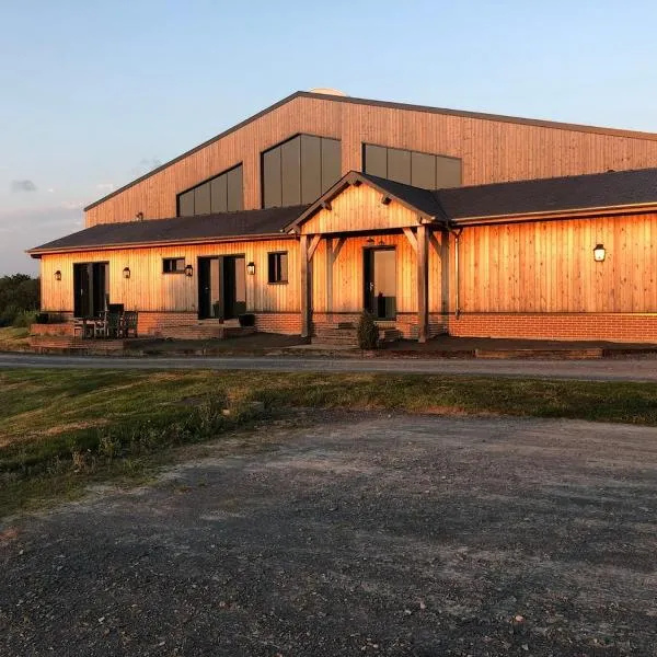 Maison chaleureuse avec vue panoramique, хотел в Reux