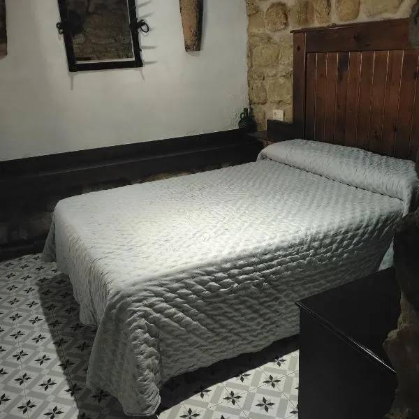 La alegria de las cuevas, hotell i Rus