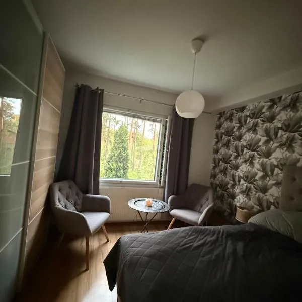 LIS Apartment, хотел в Наантали