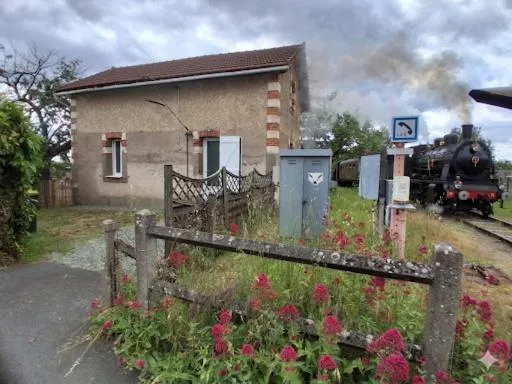 Garde barrières N 22, hotel in Cholet