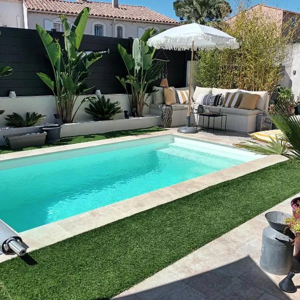Villa Lalou Piscine trois chambres à Fréjus, Hotel in Fréjus