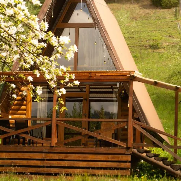Sadyba Lileya, hotell i Verchovyna