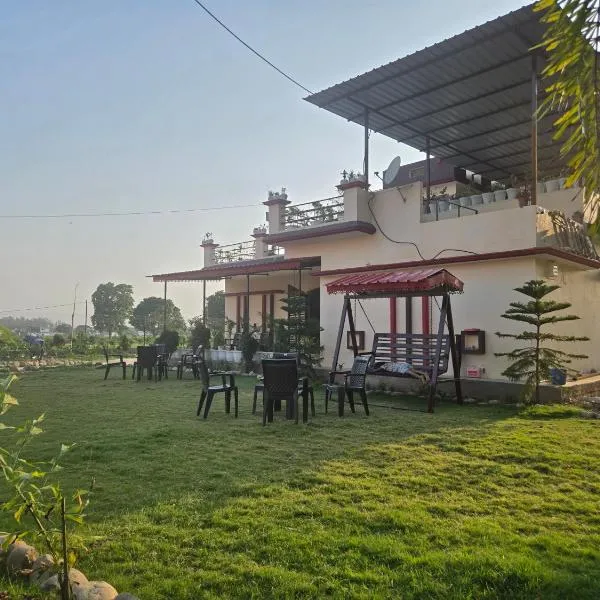 Jim Corbett Guest House، فندق في Jhirna