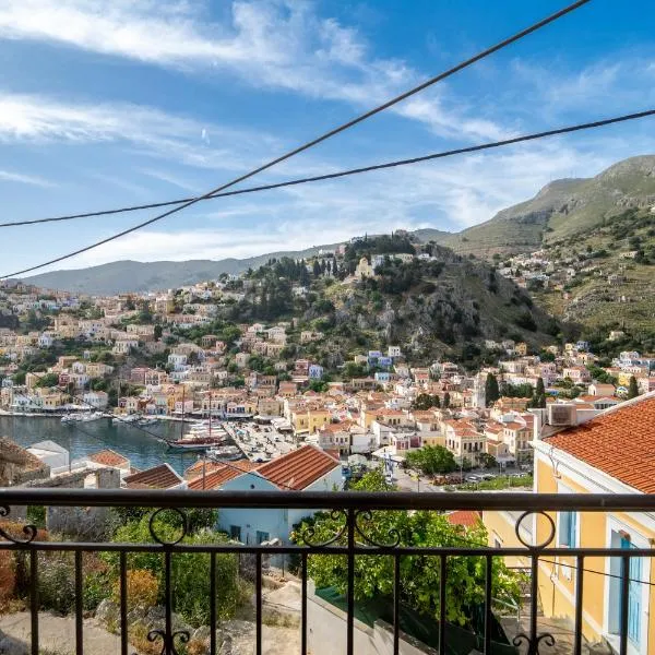 Panoramic View House, hotel v mestu Symi
