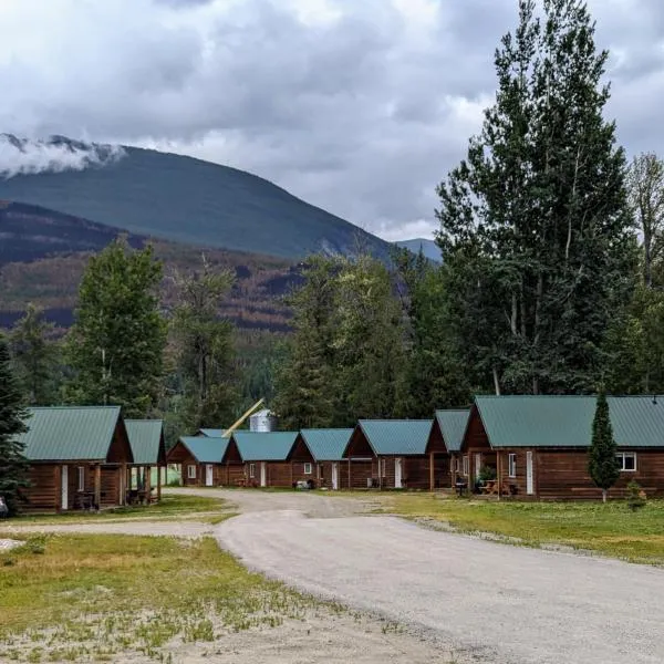 NV Mountainview Chalets & RV Resort, hotel sa McBride