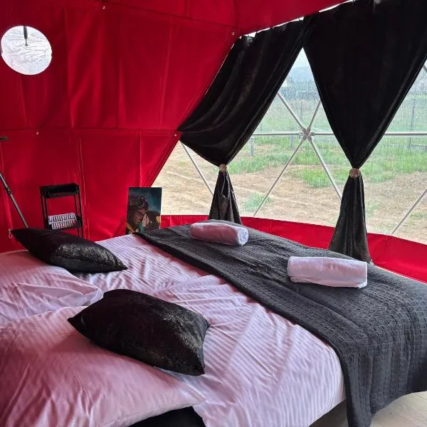 Glamping Izerska Bajka, hotel v destinaci Mirsk