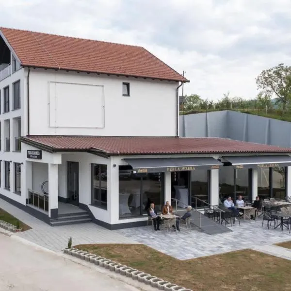Perla jezera B&B, hôtel à Prozor