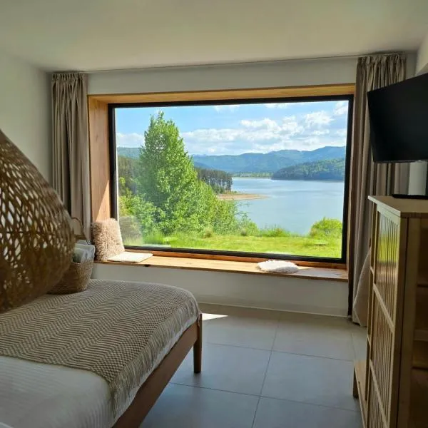 Moon Lake Bicaz - Aurora Garden, hotell sihtkohas Buhalniţa
