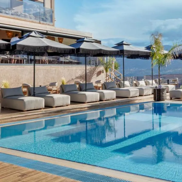 The "L" Suites & Apartments, hotel u gradu Argostoli