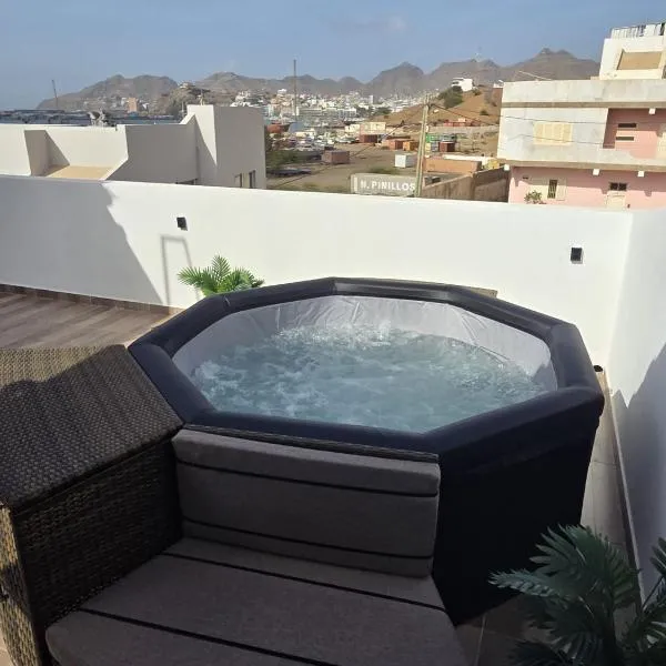 Tina Bay, hotell i Mindelo