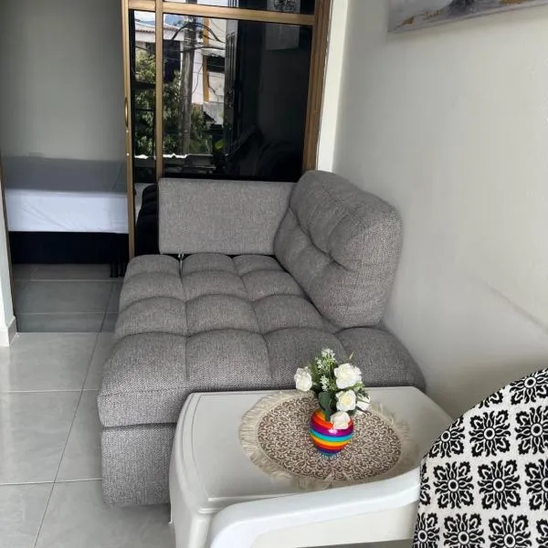 ACOGEDOR APARTAESTUDIO Neiva، فندق في نيفا