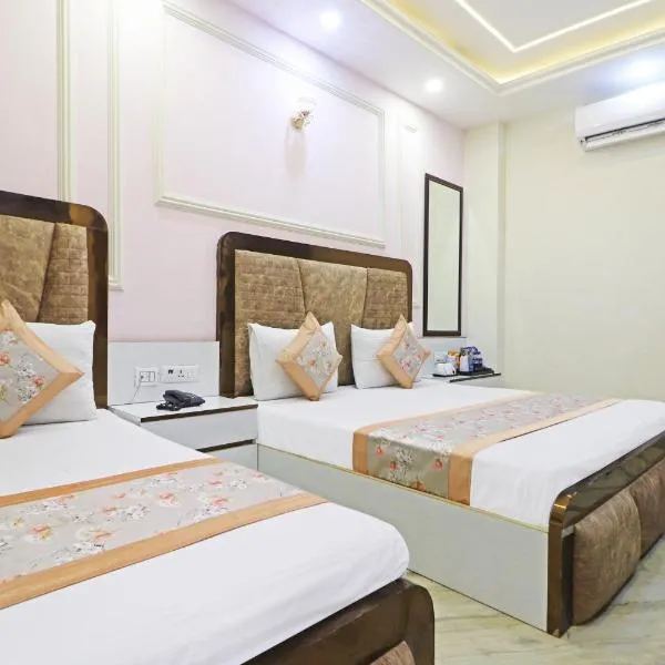 Crown Continental Luxury Collection Hotel Near Gaffar Market Karol Bagh, hotel en Nueva Delhi