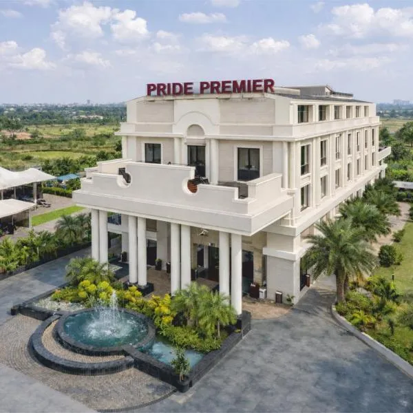 Pride Hotel & Convention Centre Indore, hotel v destinácii Indore