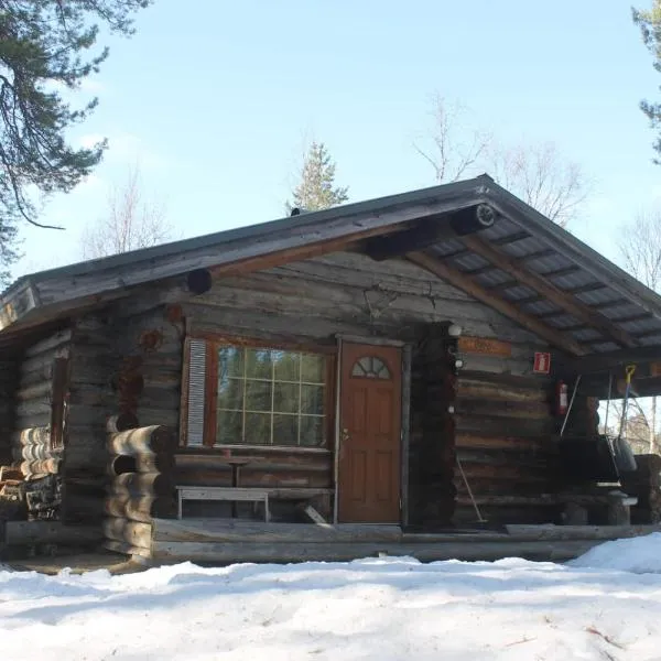 River Cabin Urpo، فندق في إيناري