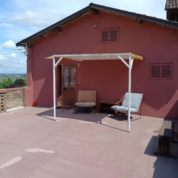 Il Rustico di Calosso, hotel en Calosso
