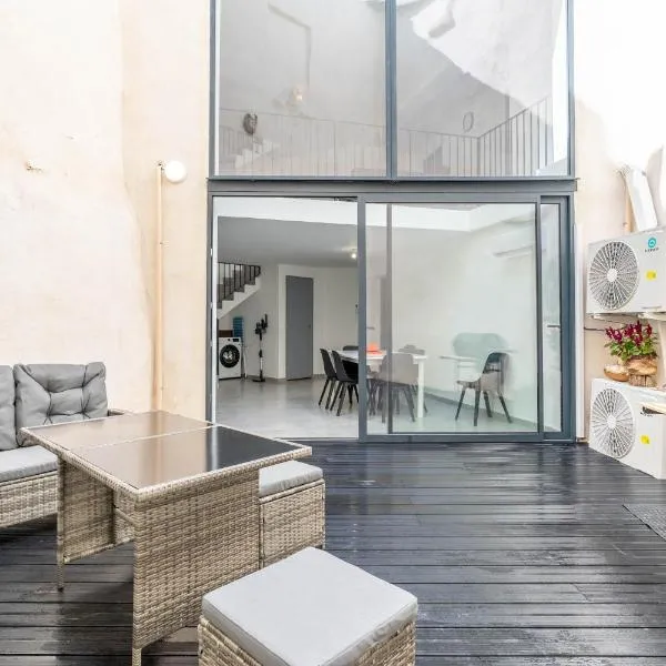 Secret Garden, hotel em Vias