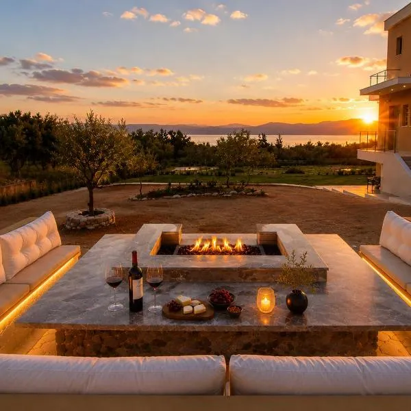 Villa Gala Eretria Family Stay with Sea View, Garden & BBQ, hotel i Eretria