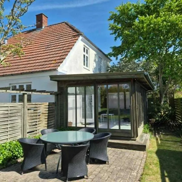 Nybo House, hotel a Præstø