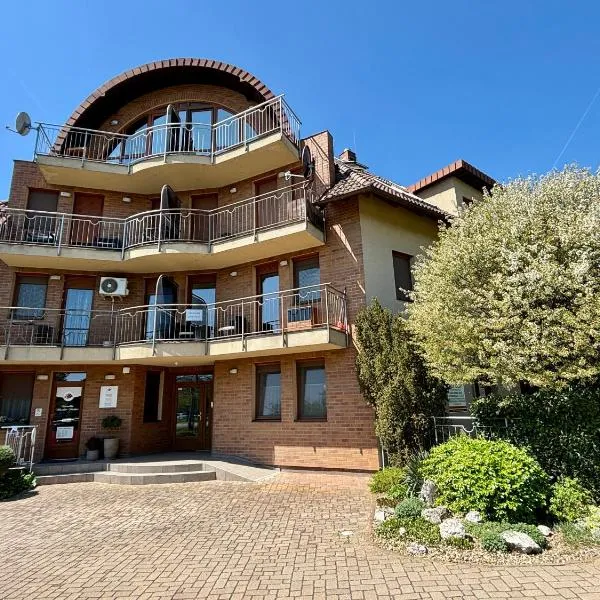 Freedom Apartman, hotel v destinácii Keszthely
