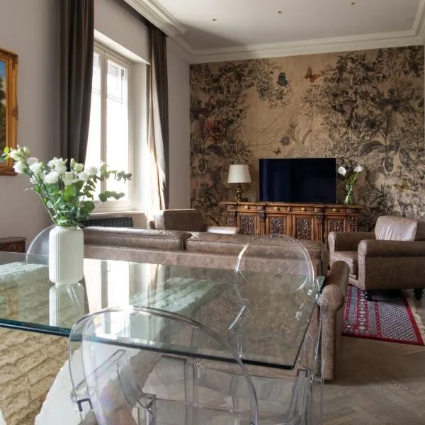 Plaza View Luxury Apartment, Alba, hotell sihtkohas Alba