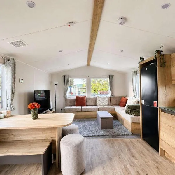 Kestrel Court 16, hotel a Scratby