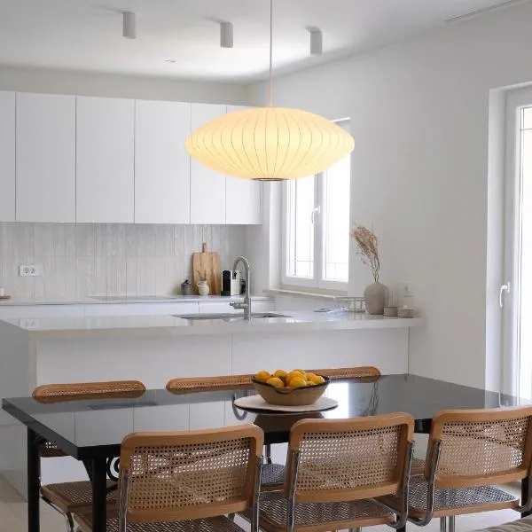 Apartment Maestral, Pucisca ,Island Brac, hotel sa Pučišća