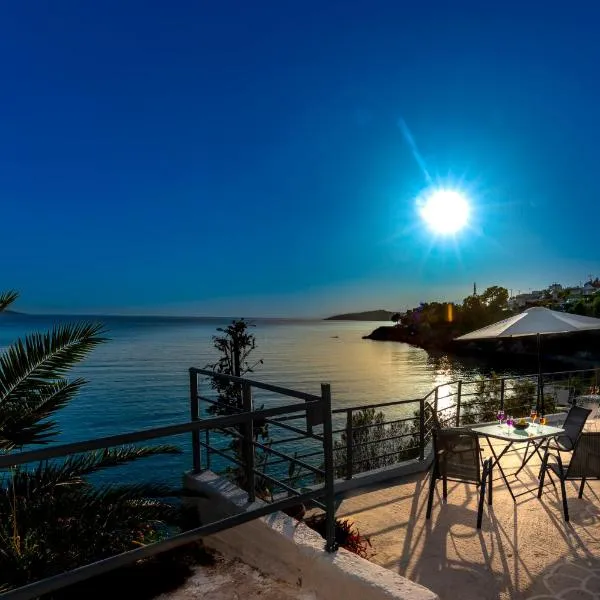 Deep Blue Escape Villa Salamina, hotel u gradu Áyios Yeóryios
