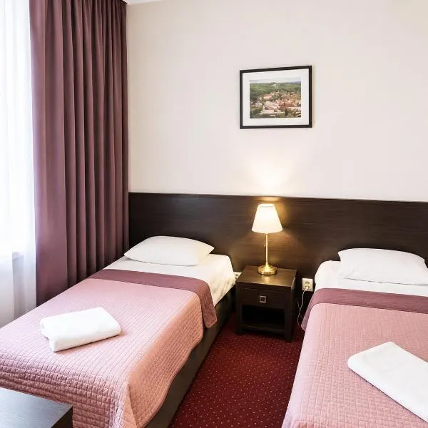 SCSK Pół Ławy, hotel in Puławy