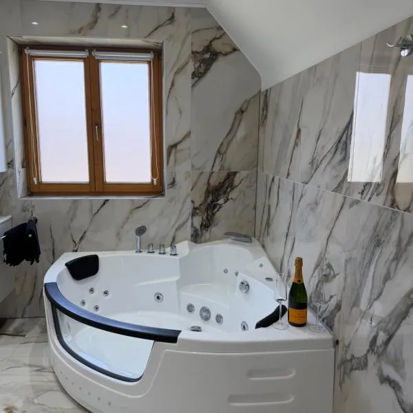 Premium Whirlpool Residence JR - Free Parking, hótel í Kapfenberg
