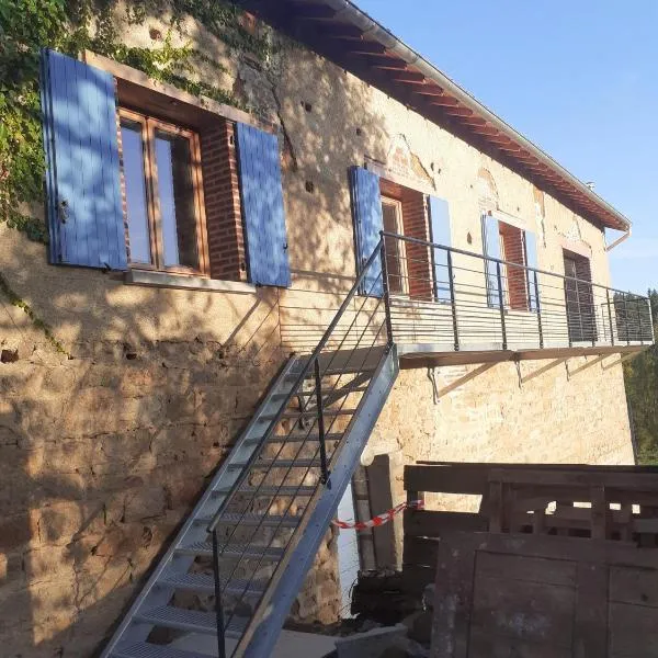 Chambres D'hôtes Les Noisetiers, hotel Saint-Martin-Lestra városában