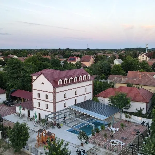 Viesnīca Villa Oliver Abádszalók pilsētā Abādsaloka