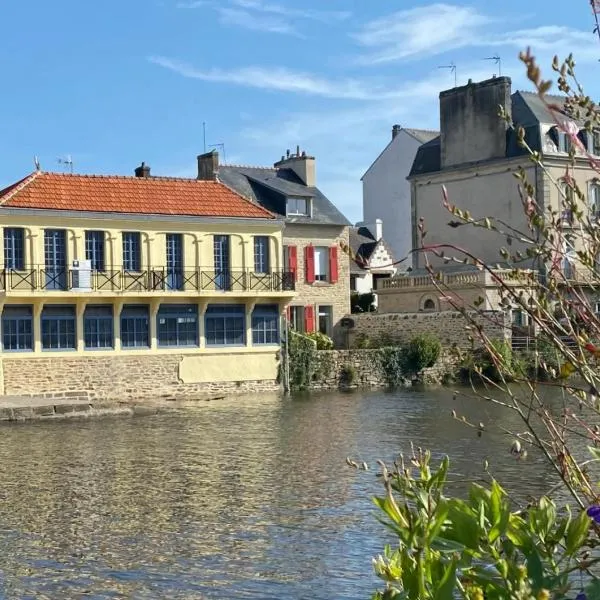 Viesnīca Maison Fouillen "Grand Balcon sur la Rivière" Appartement IV Demeure d'exception sur l'Odet pilsētā Kempēra