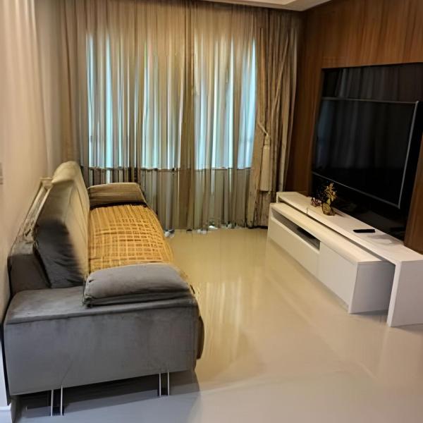 Excelente apartamento próximo à praia, ao Beto Carrero e ao aeroporto