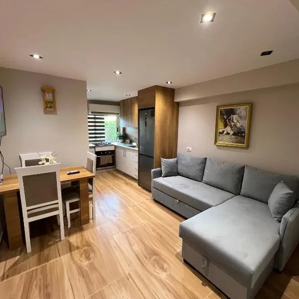 Roi's Place, hotell i Shkodra