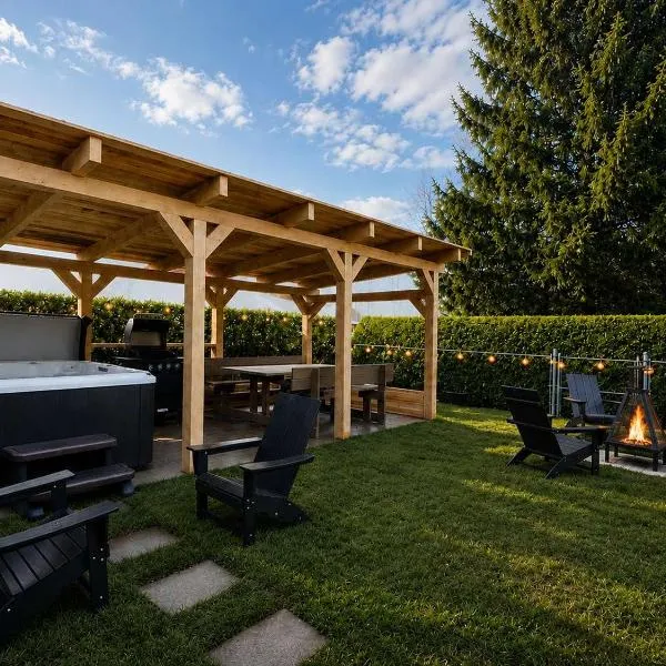 Charming Retreat in Eastman Spa Ski & Hiking, hotel a Eastman