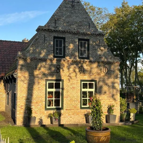 Ut ânker fan de Jong, hotel i Hollum