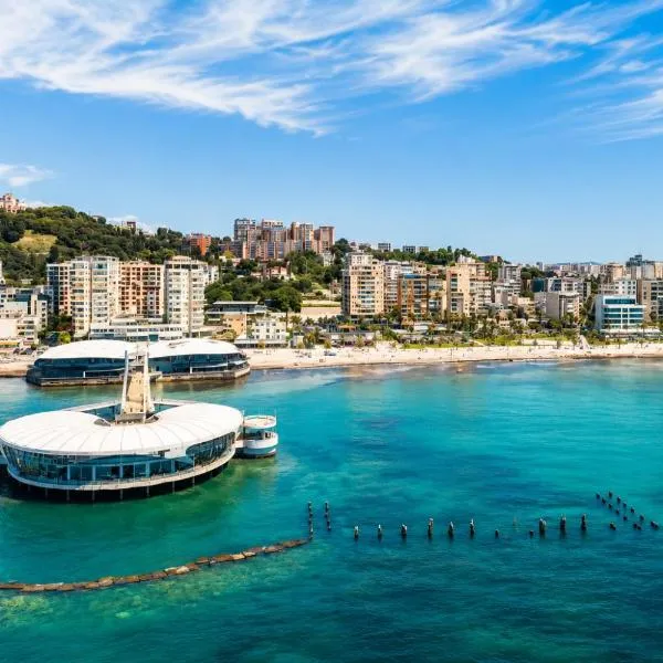 Vollga Luxury Grand Apartment, hotel in Durrës
