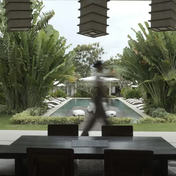 YŪN Uluwatu, hotel v destinaci Uluwatu