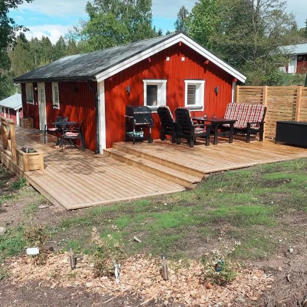 Cozy log cabin in Undenäs near Tiveden nationalpark, hotel v destinácii Undenäs
