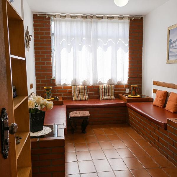 APARTAMENTO NA PRAIA DO FORTE - CABO FRIO-RJ - Com Estacionamento