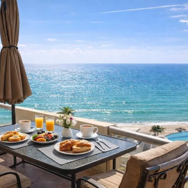 Beachfront Condo on Sandy Beach, Las Palmas Resort, 24hrs Security, Free Parking, Free Wi-Fi, khách sạn ở Puerto Peñasco