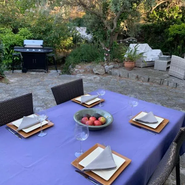 Maison cosy La Farigoule - Terrasse 150m2- 6 pers - Aubagne, hotel di Aubagne