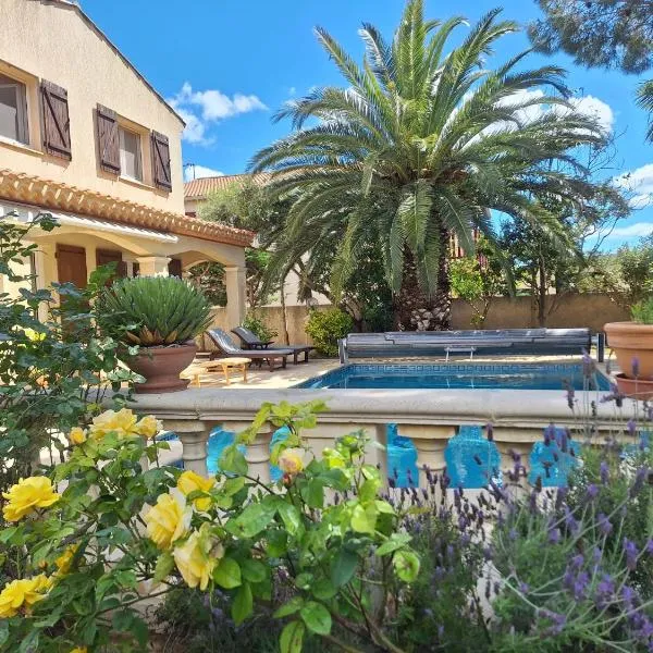 Villa Pesona, hotel en Vias