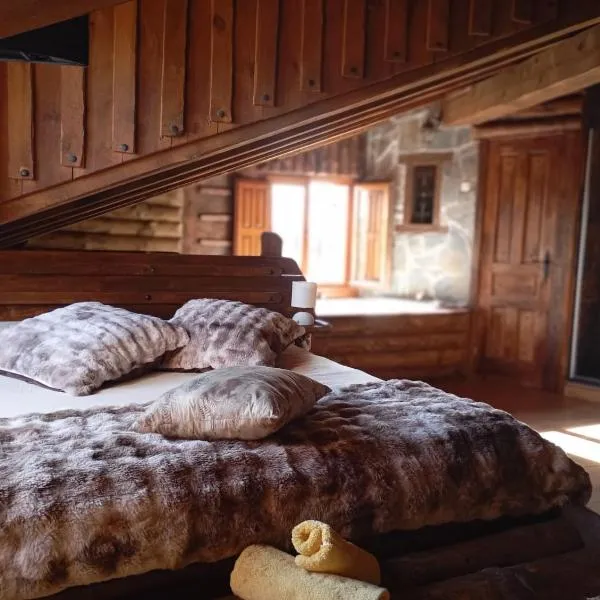 El Planeta Escondido, hotel sa Losana de Pirón
