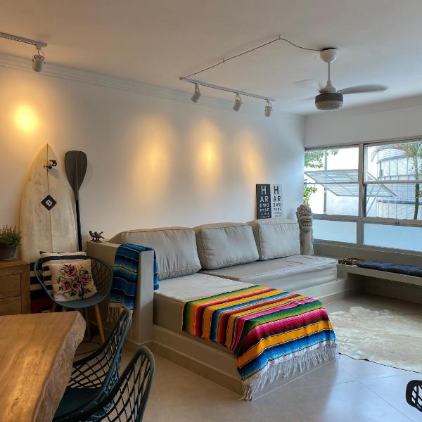 8 Apartamentos em Condomínio Fechado c/portaria presencial 24 hs à Beira mar na Praia do Tombo no Guarujá - Foto 2