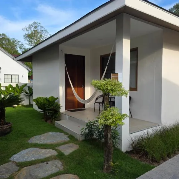 Neramit House, hotel a Phangan-szigeten