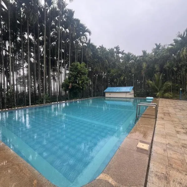 Sree Durga Saatvik Coorg Homestay, hotel in Kushālnagar