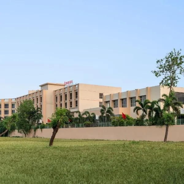 Ramada by Wyndham Bodh Gaya Mahabodhi: Bodh Gaya şehrinde bir otel